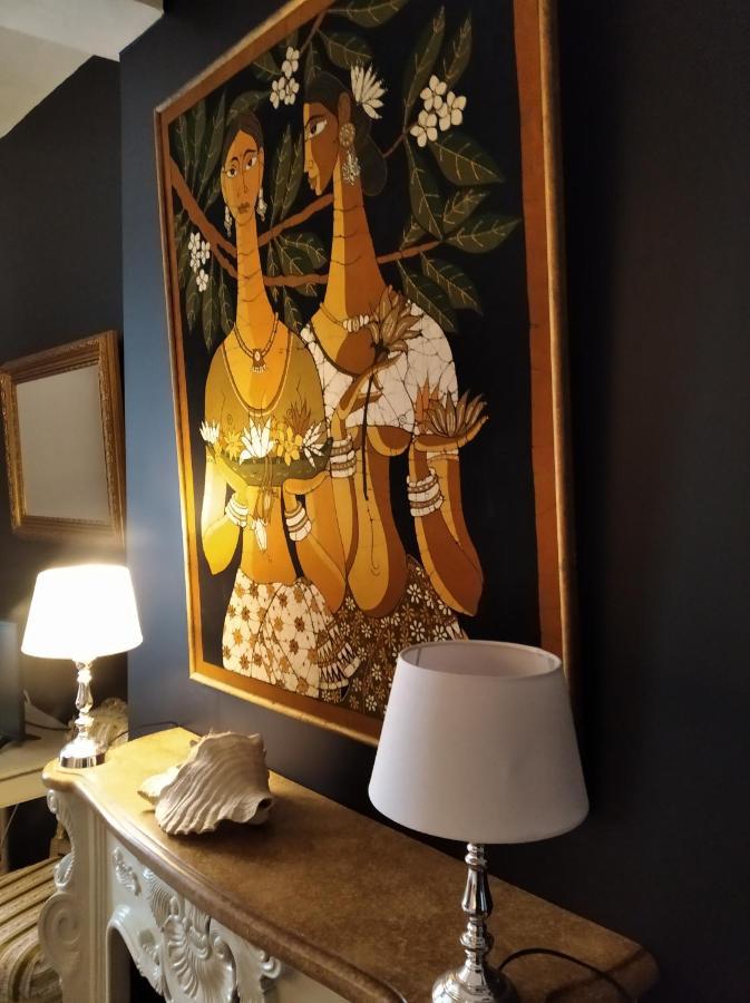 Le Logis De Saint Cyr Aparthotel Исудун Екстериор снимка