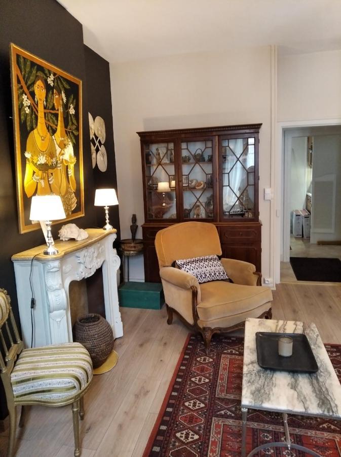 Le Logis De Saint Cyr Aparthotel Исудун Екстериор снимка